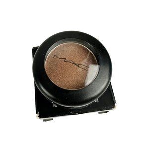 MAC Cosmetics - Eye Shadow -  Woodwinked Veluxe Pearl - New - Full Size